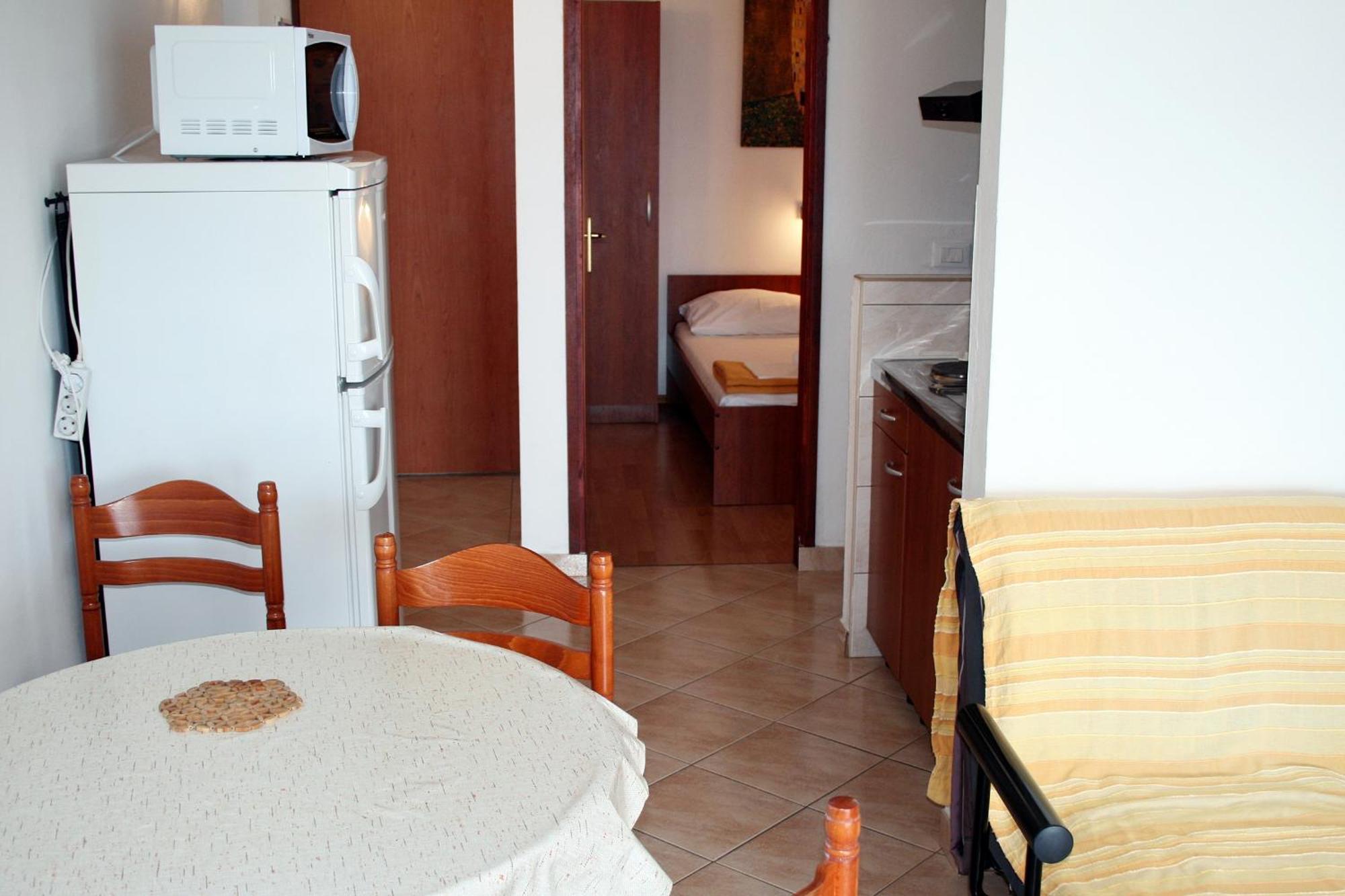 Apartments By The Sea Pisak, Omis - 1014 Rum bild